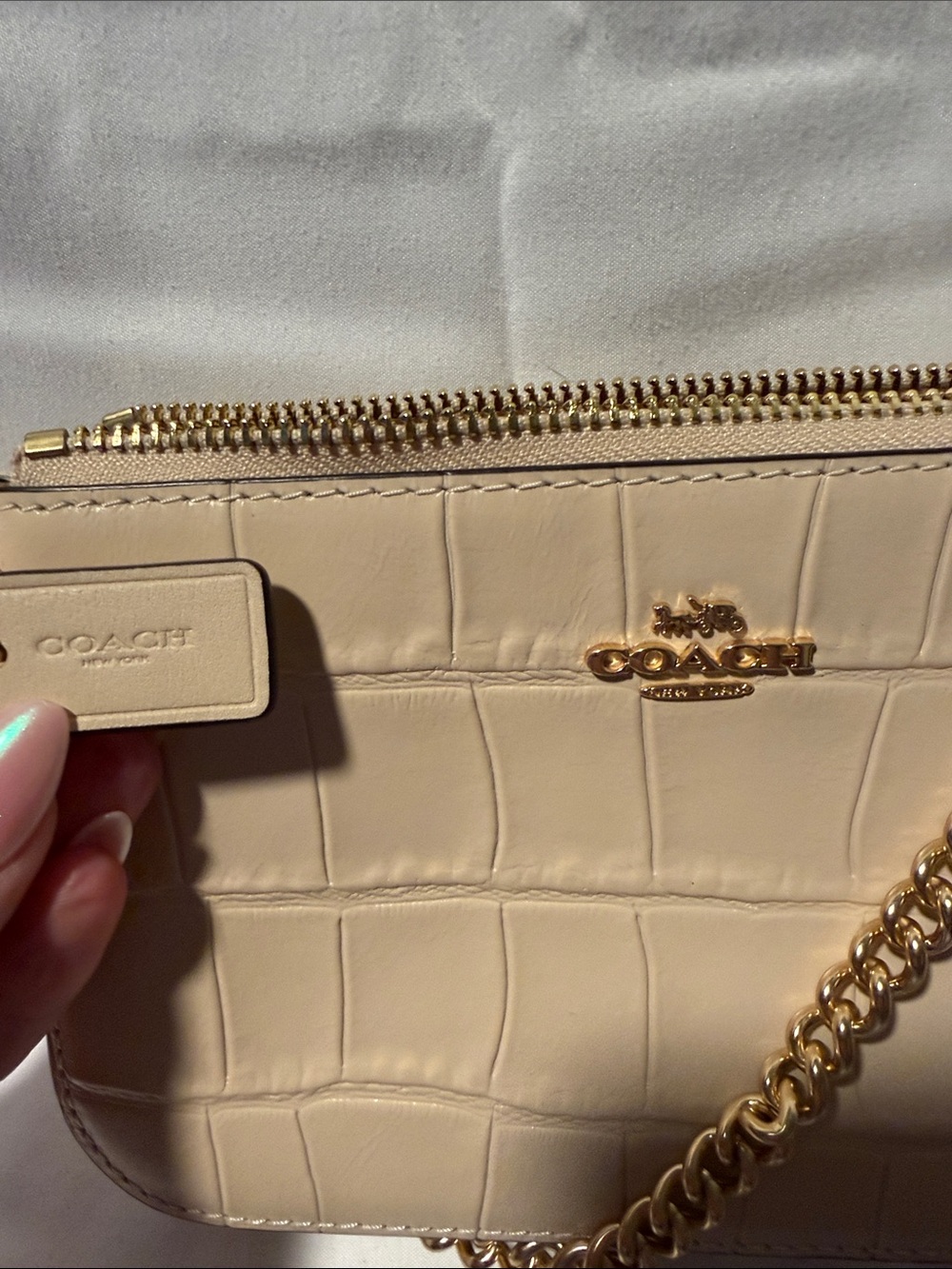 Coach Nolita 19 Convertible Purse in Gold/Ivory Leather CN382 - Picture 2 of 6